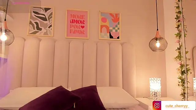 cute  cherry  online show from 09-22-25, 08:15