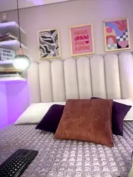 cute  cherry  online show from 11-01-25, 07:52