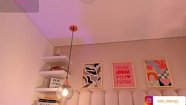 cute  cherry  online show from 10-09-25, 08:20