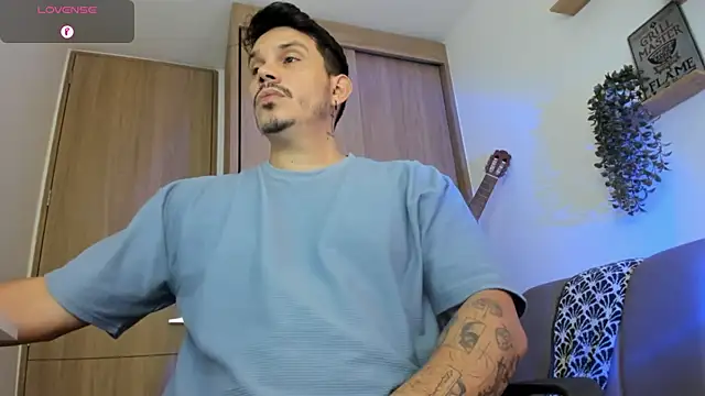 alejandro stark online show from 05-22-26, 03:43