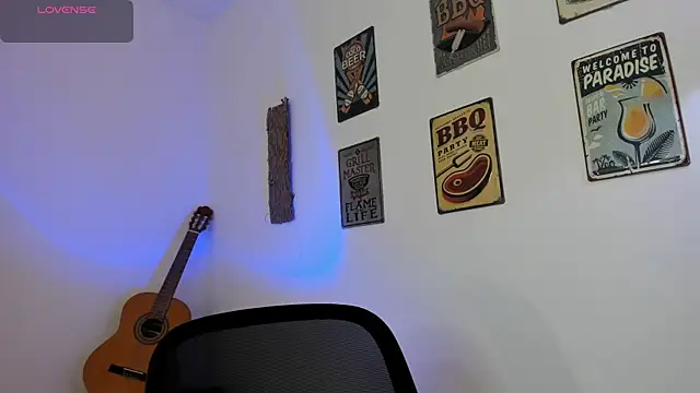 Snapshot of alejandro_stark chatting on 02-23-26, 11:38 alejandro stark online show from 02-23-26, 11:38