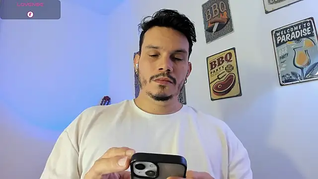 Snapshot of alejandro_stark chatting on 02-19-26, 10:12 alejandro stark online show from 02-19-26, 10:12