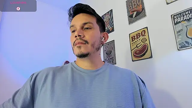 Snapshot of alejandro_stark chatting on 02-16-26, 09:52 alejandro stark online show from 02-16-26, 09:52