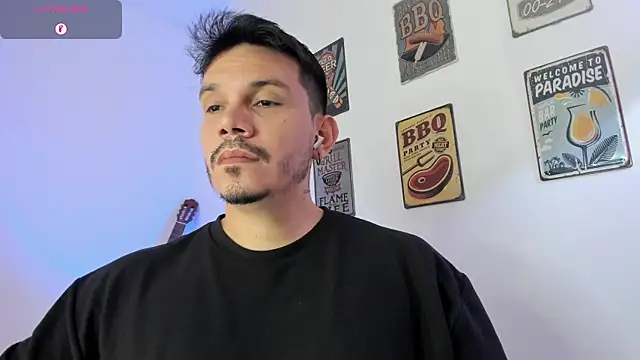 Snapshot of alejandro_stark chatting on 02-26-26, 10:37 alejandro stark online show from 02-26-26, 10:37