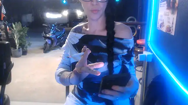 Snapshot of VenusX chatting on 07-11-26, 05:46 VenusX online show from 07-11-26, 05:46