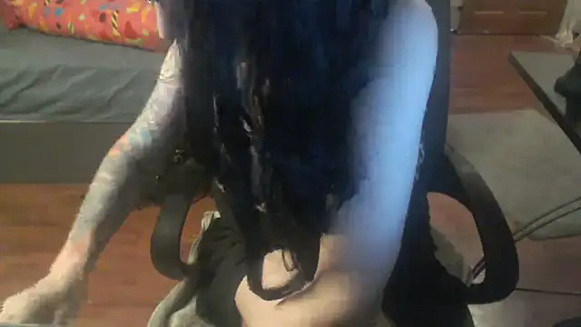 Snapshot of VenusX chatting on 09-23-25, 04:47 VenusX online show from 09-23-25, 04:47
