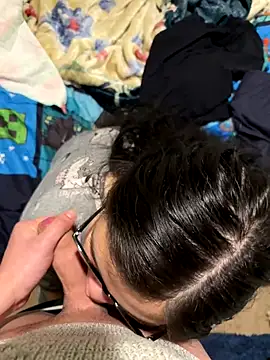 LiverandBrat77 online show from 11-12-25, 04:55