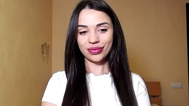Snapshot of Mika_Gold chatting on 02-17-25, 11:13 Mika Gold online show from 02-17-25, 11:13