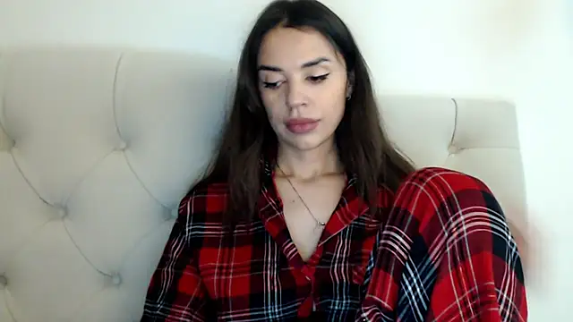 Mika Gold online show from 10-27-25, 04:19