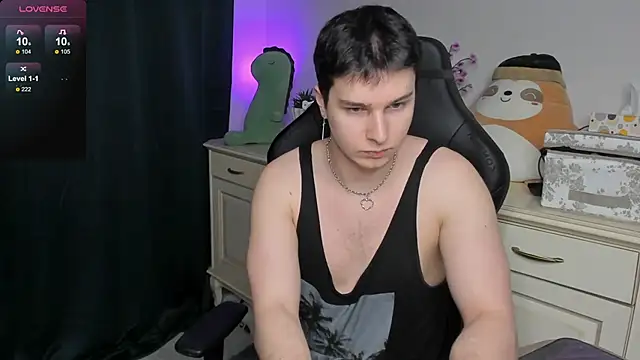 Vincent Strong online show from 12-22-25, 08:14