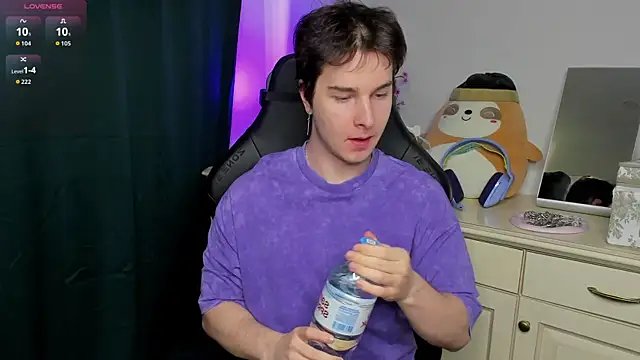 Vincent Strong online show from 02-21-26, 01:02