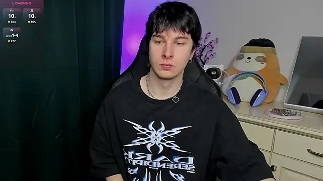 Vincent Strong online show from 02-25-26, 07:41