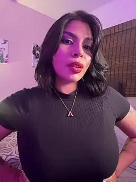 GigiiStone online show from 03-26-26, 11:35