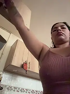 GigiiStone online show from 03-04-26, 01:52