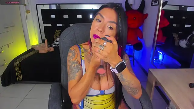 Kadarah online show from 11-30-25, 02:07