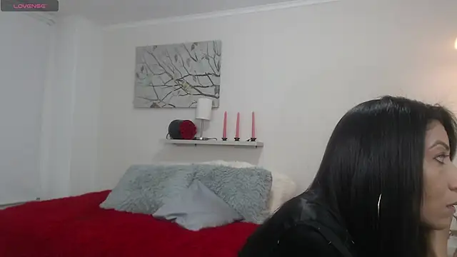 Snapshot of sofia_perez___ chatting on 06-19-26, 08:25 sofia perez online show from 06-19-26, 08:25