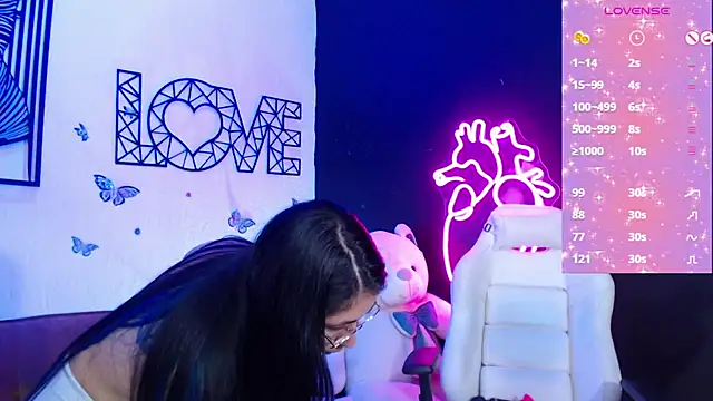 Snapshot of demyanderson_ chatting on 03-11-25, 03:36 demyanderson online show from 03-11-25, 03:36