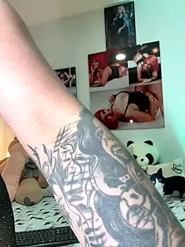 zafiro mo0n online show from 12-01-25, 11:05