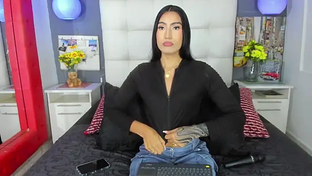 Taly Fox online show from 11-25-25, 02:28