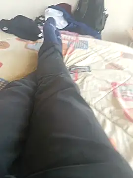 Snapshot of manuel1976 chatting on 03-15-26, 06:48 manuel1976 online show from 03-15-26, 06:48