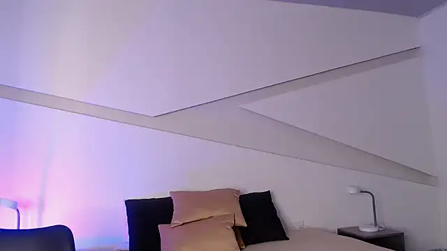 hot little bunny online show from 03-11-25, 09:37