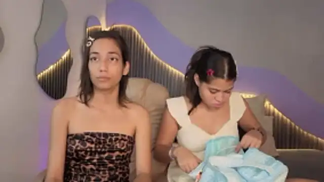 hot little bunny online show from 02-27-26, 09:36