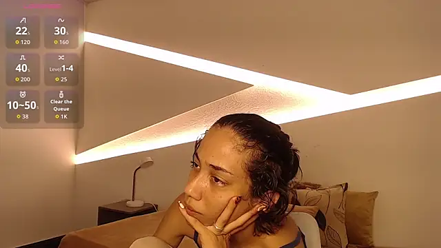 hot little bunny online show from 09-28-25, 09:11