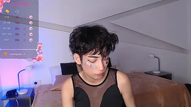 hot little bunny online show from 03-05-25, 11:38