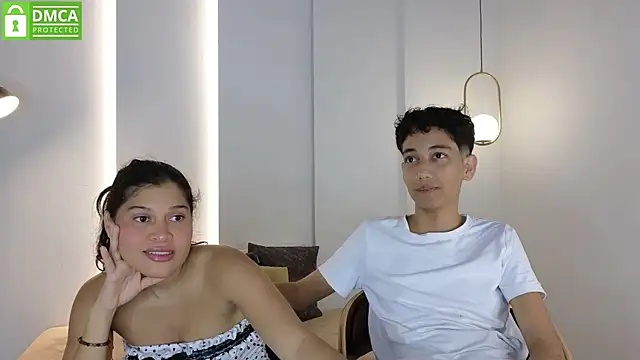hot little bunny online show from 05-30-26, 09:42