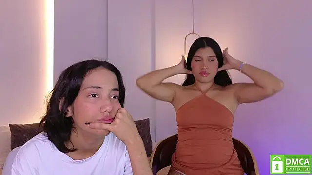 hot little bunny online show from 10-30-25, 09:44