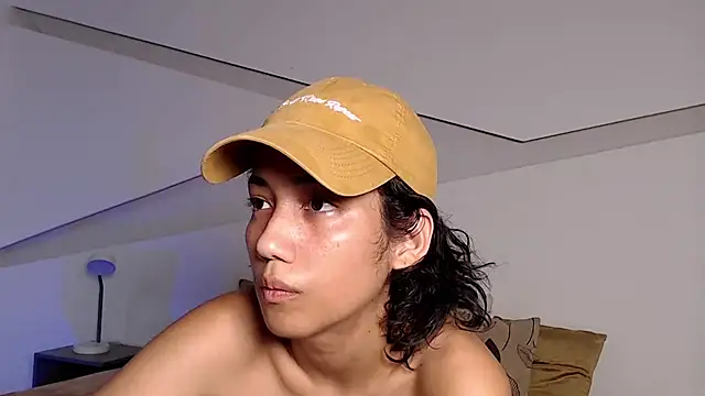 hot little bunny online show from 09-09-25, 09:13