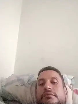 Snapshot of kevin613603 chatting on 11-09-25, 04:33 kevin613603 online show from 11-09-25, 04:33