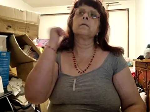 Snapshot of Samantha_Squirt@xh chatting on 06-10-26, 10:55 Samantha Squirtxh online show from 06-10-26, 10:55