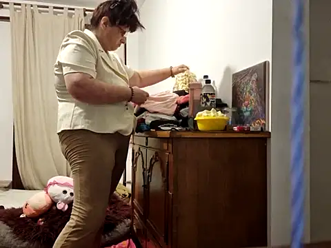 Samantha Squirtxh online show from 09-11-25, 10:43