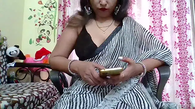 Snapshot of NautyBabe chatting on 03-01-25, 01:53 NautyBabe online show from 03-01-25, 01:53
