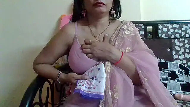 Snapshot of NautyBabe chatting on 09-12-25, 07:35 NautyBabe online show from 09-12-25, 07:35