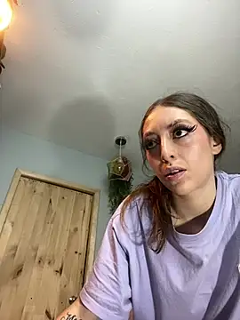 Snapshot of VickyJackson_ chatting on 02-19-26, 06:27 VickyJackson online show from 02-19-26, 06:27