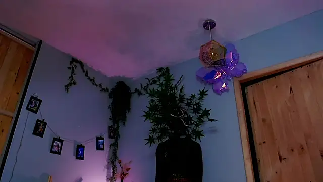 VickyJackson  online show from 12-05-25, 06:28