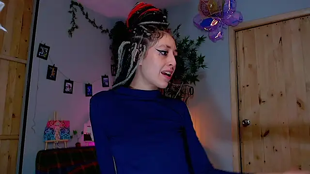 VickyJackson  online show from 11-19-25, 01:27