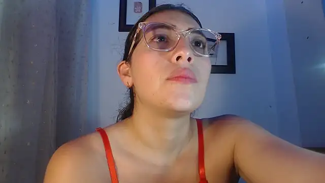 DaMikaela  online show from 03-01-25, 07:04