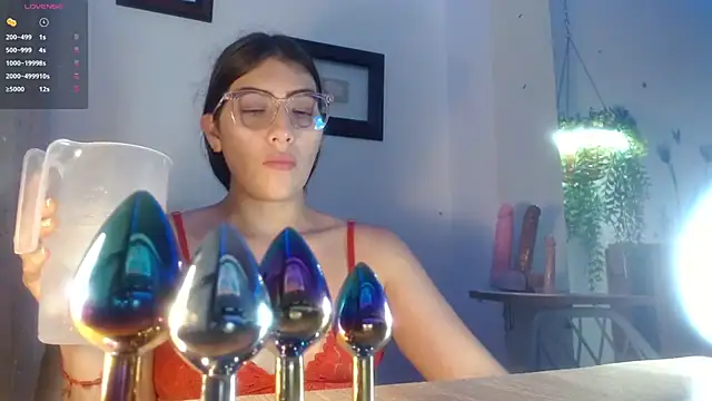 DaMikaela  online show from 09-30-25, 06:47