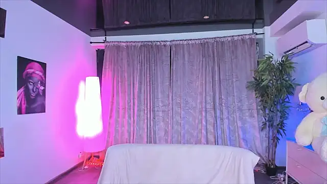 DanieleAida online show from 02-24-26, 06:36