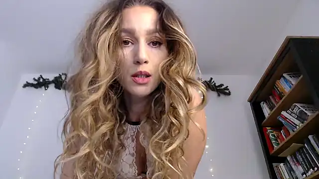 ChocoBelle online show from 12-11-24, 09:12