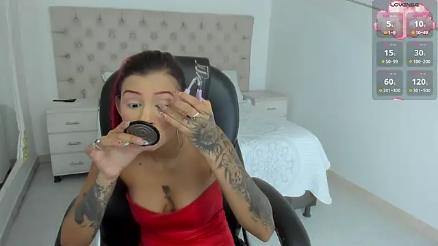 CinthiaCollins online show from 02-14-25, 06:51