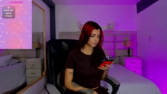 CinthiaCollins online show from 11-13-25, 08:13