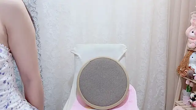 Rellababyy online show from 10-31-25, 01:35