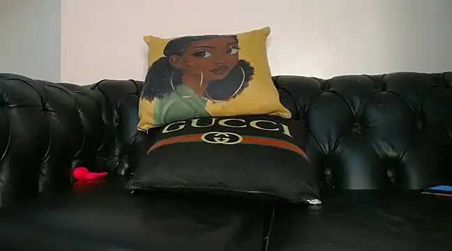 santa queenn online show from 12-13-24, 09:20