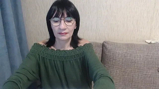 Erica95Bloom online show from 10-03-25, 02:18