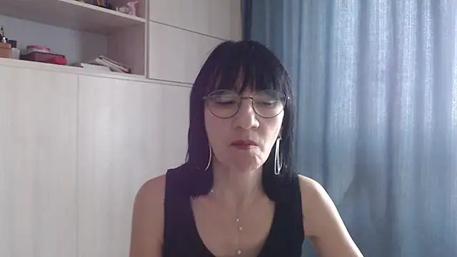 Erica95Bloom online show from 09-14-25, 09:20
