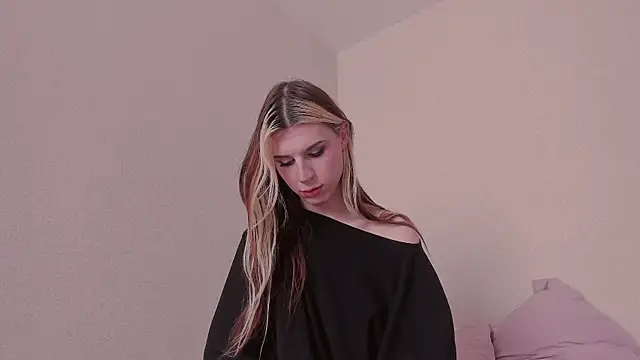  eva  pleasure  online show from 05-31-26, 06:08